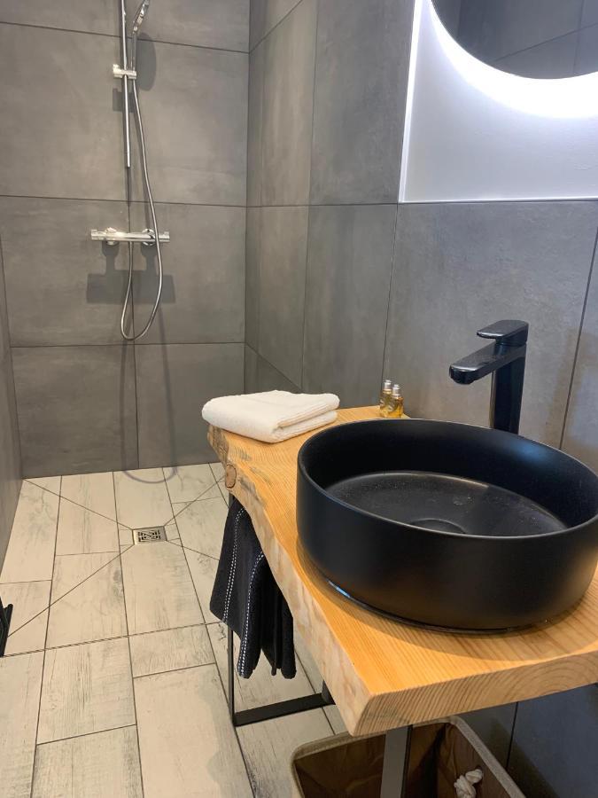 Sainte-Colombe  La Glycine B&B المظهر الخارجي الصورة